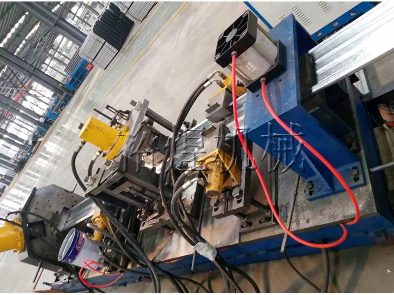 立體車(chē)庫(kù)浪板設(shè)置